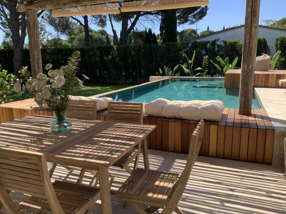 Villa Casa Del Hort, Private Pool & Garden サン・マルティー・ダンプリアス エクステリア 写真