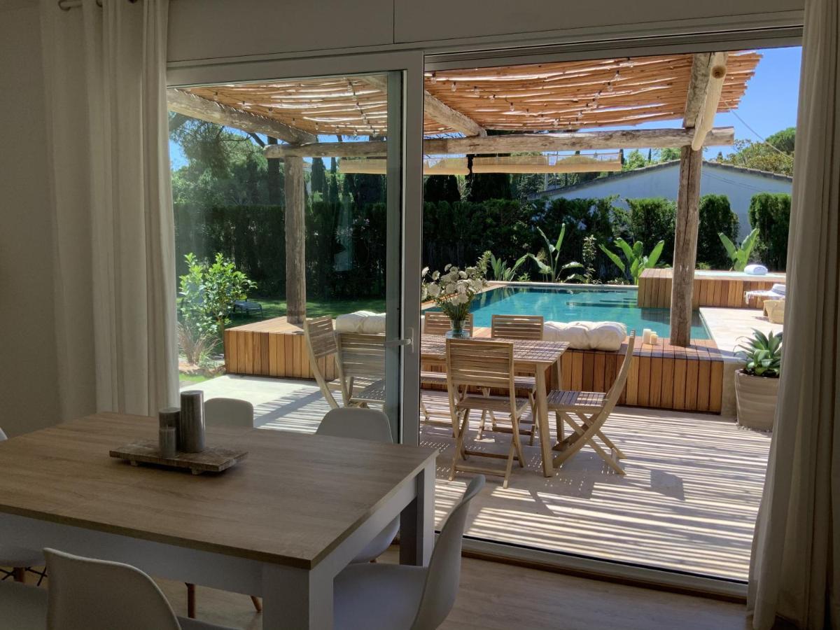 Villa Casa Del Hort, Private Pool & Garden サン・マルティー・ダンプリアス エクステリア 写真