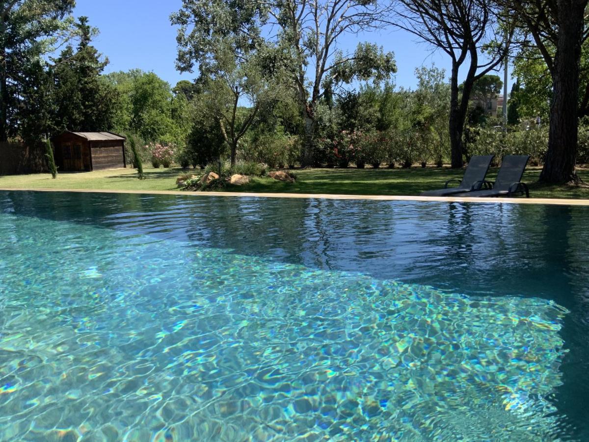 Villa Casa Del Hort, Private Pool & Garden サン・マルティー・ダンプリアス エクステリア 写真